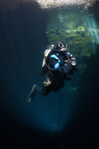 Janine on her deco stop in Kilsby's Sinkhole near Mt Gamb... by Mick Tait 